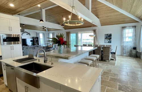 Hope Town House | Discover The Frigate House: Pool, Boat Slip & Beach Access