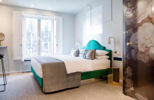 Friedrichstadt Hotel | Explore The Fritz Düsseldorf Königsallee: 4-Star Dining Delight