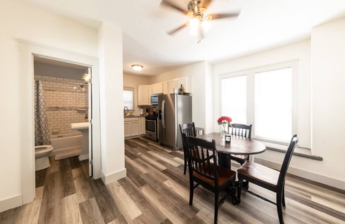 Lorain House | Experience The Front House by the Lake with Pet-Friendly Comfort