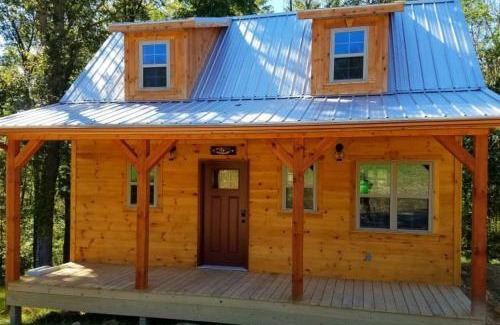Genoa Ski Chalet | Experience The Frontier: An Amish Built Deluxe Cabin
