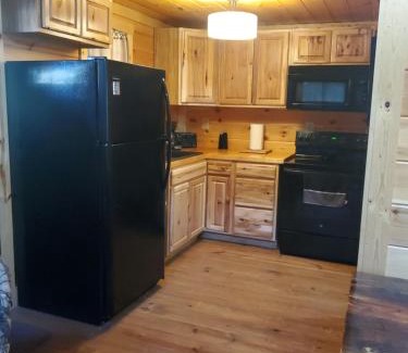 Genoa Ski Chalet | Experience The Frontier: An Amish Built Deluxe Cabin