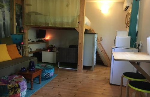 Kfar Yona House | Relaxing Retreat at The Fruit Garden Guesthouse with Pool