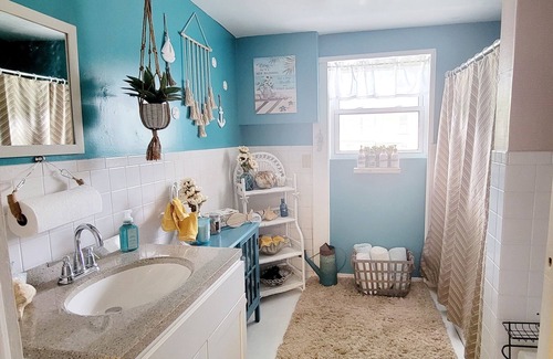 Mount Vernon Bed & Breakfast | Experience The Fry Guest House Bed & Breakfast Awaits You!
