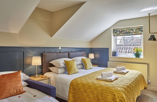 Rudge Bed & Breakfast | Discover The Full Moon Inn: Rated 9.6 with Family Amenities