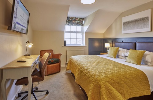 Rudge Bed & Breakfast | Discover The Full Moon Inn: Rated 9.6 with Family Amenities