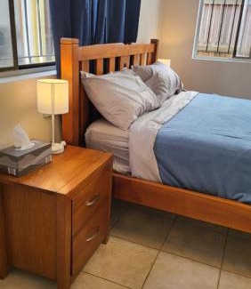 East Brisbane Bed & Breakfast | Relax at The Gabba B&B - Perfect for Families