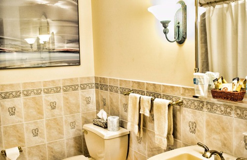Reading House | Eco-Friendly Escape at The Gables: Guest Rated 10/10