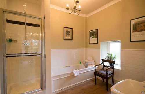 Berwick-upon-Tweed Bed & Breakfast | Discover The Gables: 4-Star Haven with Family-Friendly Amenities