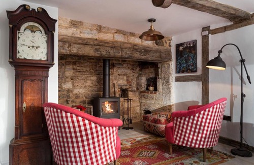 Cow Honeybourne House | Experience The Gables: A Unique Retreat Awaits You