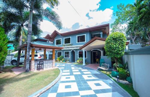 Tagbilaran Bed & Breakfast | Discover The Gabriella Bed and Breakfast with Ocean Views