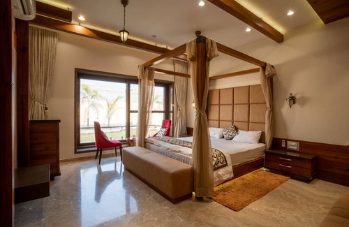 Dhari Hotel | Discover The Gaj Kesri Gir - Top Wildlife Resort Experience