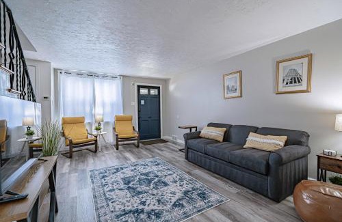 Allentown House | Discover The Gallery: A Delightful Allentown Retreat