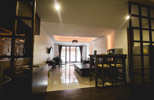 Ko Chang Hotel | Discover The Gallery At Koh Chang: Poolside Family Retreat