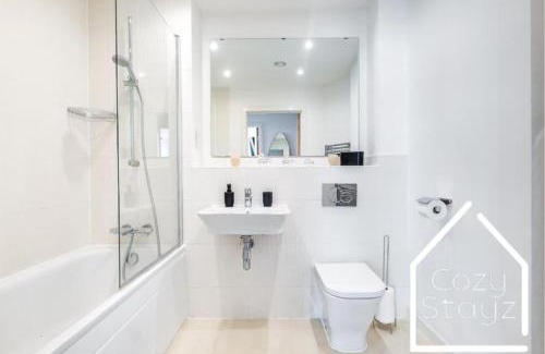 Birmingham City Centre Apartment | Prime City Centre Stay with Games Room & Pet-Friendly Access