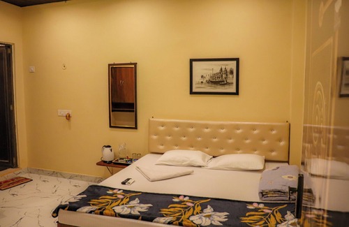 Varanasi House | The Ganga Grand PG