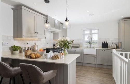 Blockley House | Pet-Friendly Retreat at The Gap: Your Next Getaway Awaits