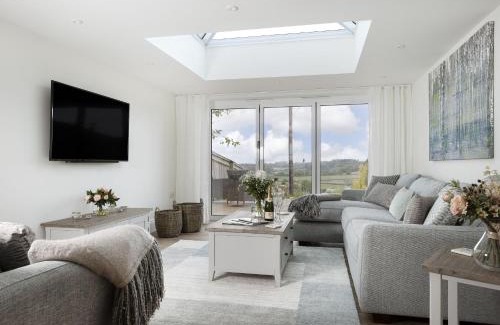 Blockley House | Pet-Friendly Retreat at The Gap: Your Next Getaway Awaits