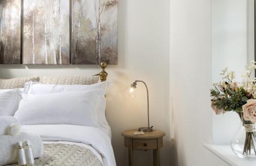 Blockley House | Pet-Friendly Retreat at The Gap: Your Next Getaway Awaits