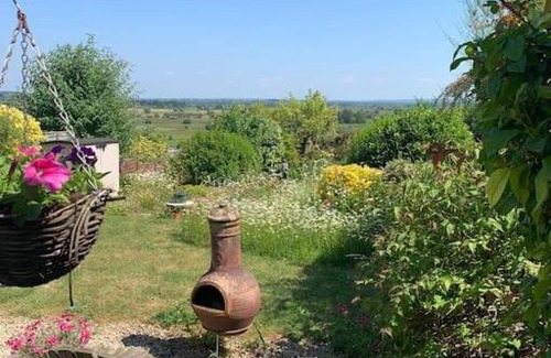 Glastonbury Apartment | Family-Friendly Retreat at The Garage Getaway, Rated 8.8/10