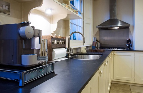 Leamington Spa Apartment | Relax at The Garden Apartment in Leamington Spa