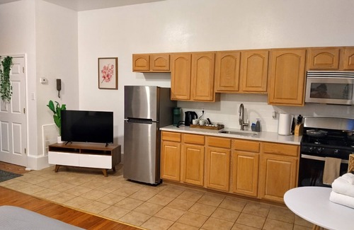 Washington Square West Apartment | Family-Friendly Stay at The Garden in City Center