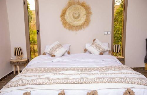 Outghal House | Discover The Garden of Asni: Pet-Friendly Retreat with Pool