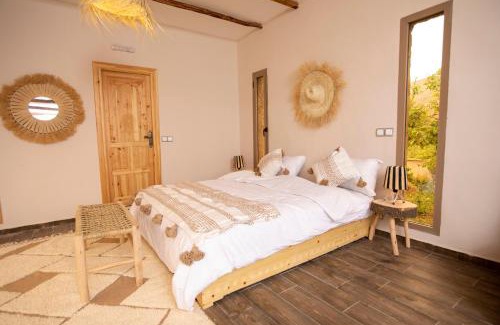 Outghal House | Discover The Garden of Asni: Pet-Friendly Retreat with Pool