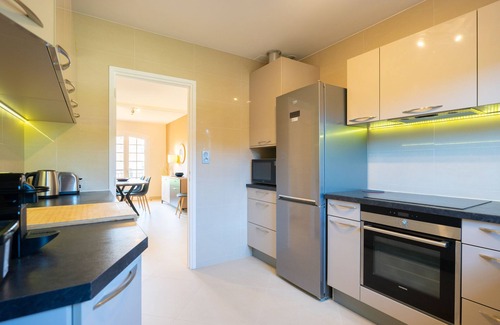 Carqueiranne Apartment | Discover The Gardens of Provence - Oceanfront Bliss Awaits