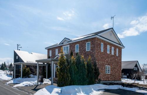 Higashikawa House | Inviting The Garnet Higashikawa - Guest Rated 9/10