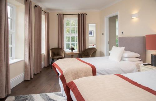 Mullinavat Hotel | Charming Getaway at The Garrandarragh Inn - 4 Star Retreat