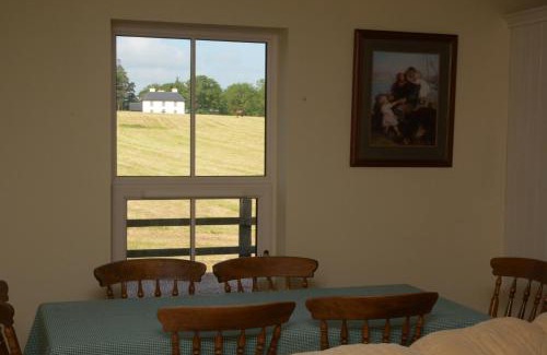 Macroom House | Family-Friendly Getaway at The Gate Lodge Cannaway House