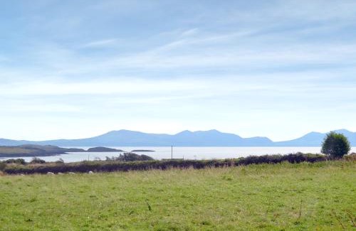 Aberffraw House | Pet-Friendly Retreat at The Gatehouse - Rated 9.2/10!