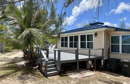 Port Howe House | Oceanfront Gate House with Private Pool and Ocean View