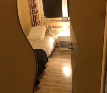 Oudergem Apartment | Pet and Child Friendly Stays at The Gates Brussels