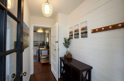 Olde Town House | Family-Friendly Gateway House with Scenic Views & Yard