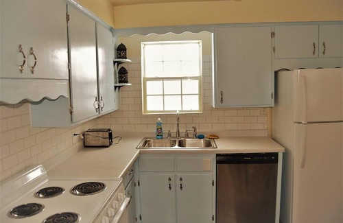 Grand Forks Apartment | Discover The Gateway: Your Ideal Budget-Friendly Escape