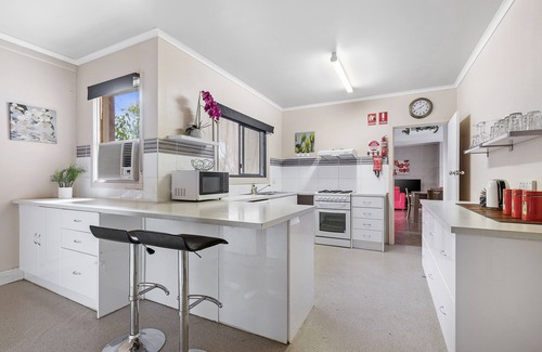 Strathmerton House | Guest Rated: 10/10 at The Gazebo Place near Murray River