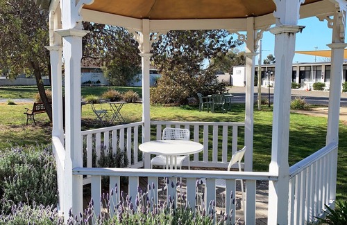 Strathmerton House | Guest Rated: 10/10 at The Gazebo Place near Murray River