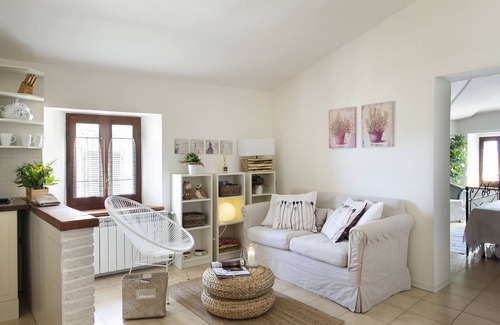 Montalcino House | Relax at The Gelda House with Ocean View and Pool Access
