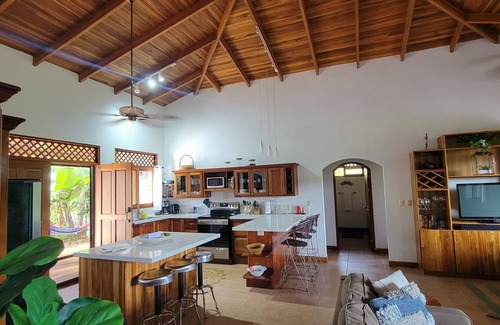 Atenas House | Discover Atenas: Exquisite Home Surrounded by Tropical Bliss