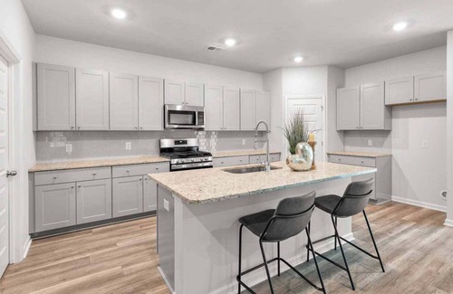 Johns Island House | Discover The Gem on Jancus St with Family-Friendly Perks