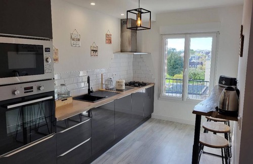 Percy-en-Normandie Apartment | The Generals' Den