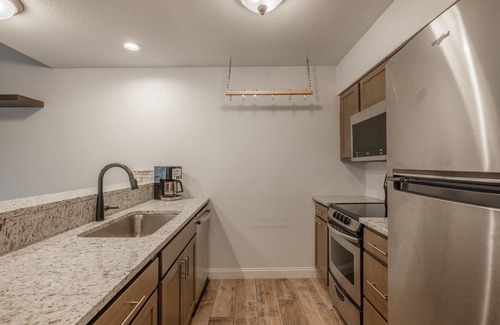 Innsbrook Condo | Discover The Geneva Villa: Oceanfront Bliss Awaits You