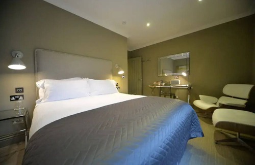 Backwell Bed & Breakfast | Discover The George at Backwell - 4-Star Family Retreat