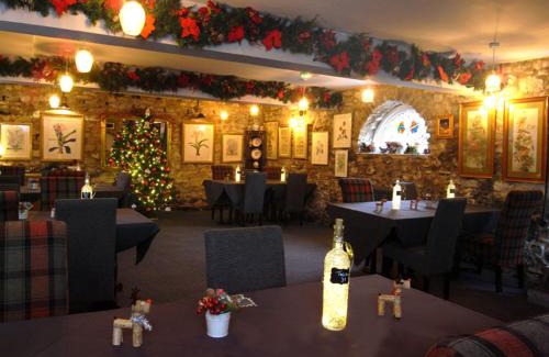 Nunney Hotel | Discover The George at Nunney: Pet-Friendly & Family Accommodations