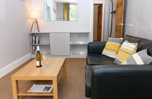Matlock Bath Apartment | Cozy Retreat at The George Centre - Pet & Child Friendly!