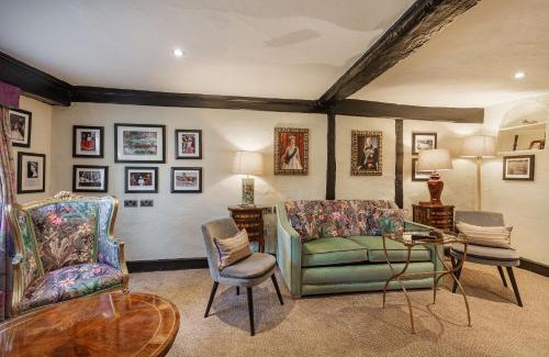 Dorchester-on-Thames Hotel | Discover The George Hotel in Dorchester-on-Thames
