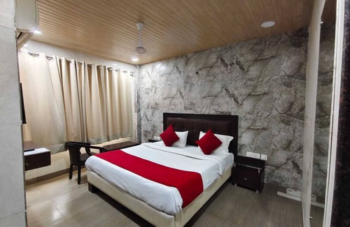 Kalkaji Hotel | The Gera