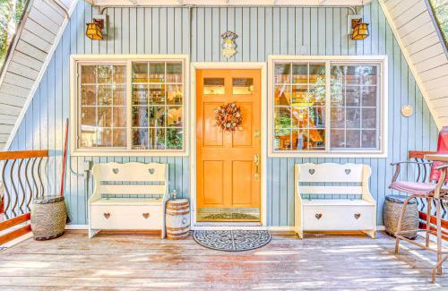 Marmot House | Pet-Friendly Getaway with Excellent 9/10 Guest Rating