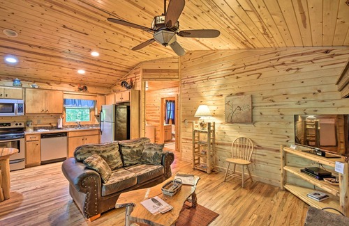 Helen Cabin | Relaxing Retreat: 'The Get Away' at Sautee Mountain